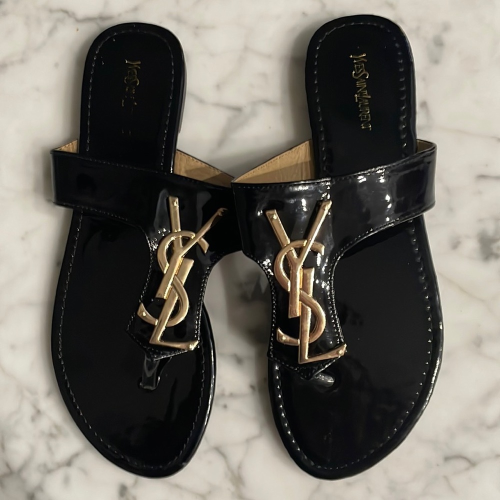 Beautiful brand new sandals